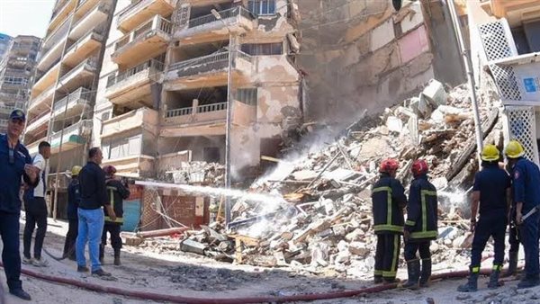 إصابة شخص في انهيار جزئي بواجهة مصلى غرب الإسكندرية إصابة شخص في انهيار جزئي بواجهة مصلى غرب الإسكندرية