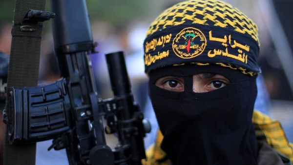 سرايا القدس تسيطر على طائرتين إسرائيليتين من طراز إيفو ماكس في غزة سرايا القدس تسيطر على طائرتين إسرائيليتين من طراز إيفو ماكس في غزة