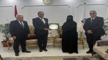 محافظ قنا يُكرّم سفراء «مؤسسة سقيا الماء» ويشيد بجهود المشاركة المجتمعية