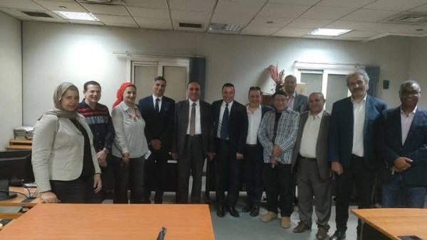 عبد المحسن سلامة يواصل جولاته الانتخابية ويلتقي بصحفيين دار التحرير عبد المحسن سلامة يواصل جولاته الانتخابية ويلتقي بصحفيين دار التحرير