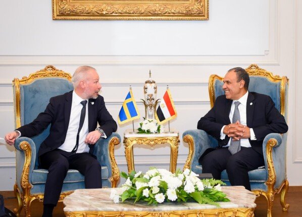 عبد العاطي يرحب بالدعم السويدي للجهود المصرية في مكافحة الهجرة غير الشرعية عبد العاطي يرحب بالدعم السويدي للجهود المصرية في مكافحة الهجرة غير الشرعية