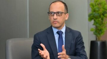 الحمصاني: الحكومة مستمرة في الاستفادة من مختلف الشركاء لتنفيذ برنامج الإصلاح الاقتصادي