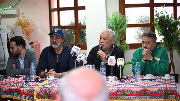 نقيب المهن التمثيلية يجدد الثقة في محمود عبدالغفار مديرا لدار إقامة كبار الفنانين نقيب المهن التمثيلية يجدد الثقة في محمود عبدالغفار مديرا لدار إقامة كبار الفنانين