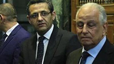 شخصيات عامة و سياسية وكتاب ووزراء ونواب يقدمون واجب العزاء فى شقيقة نقيب الصحفيين..فيديو وصور شخصيات عامة و سياسية وكتاب ووزراء ونواب يقدمون واجب العزاء فى شقيقة نقيب الصحفيين..فيديو وصور