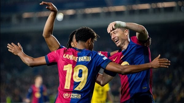 برشلونة يكتسح بوروسيا برباعية ويضع قدمًا في نصف نهائي دوري أبطال أوروبا برشلونة يكتسح بوروسيا برباعية ويضع قدمًا في نصف نهائي دوري أبطال أوروبا