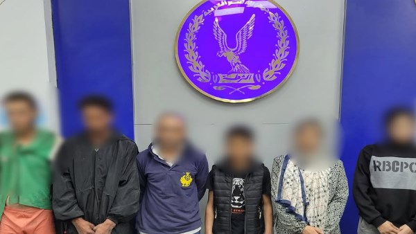 الداخلية تكشف حقيقة تجمع أهالي الإسماعيلية بسبب التعد.ي على فتاة الداخلية تكشف حقيقة تجمع أهالي الإسماعيلية بسبب التعد.ي على فتاة