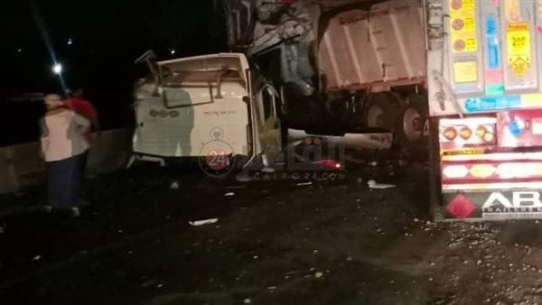 مصرع وإصابة 3 أشخاص في حادث تصادم مروع بين سيارتين نقل على الطريق الإقليمي بالمنوفية مصرع وإصابة 3 أشخاص في حادث تصادم مروع بين سيارتين نقل على الطريق الإقليمي بالمنوفية