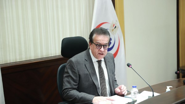 وزير الصحة: 300 مستشفى في مصر يستقبلون المصابين الفلسطينيين وزير الصحة: 300 مستشفى في مصر يستقبلون المصابين الفلسطينيين