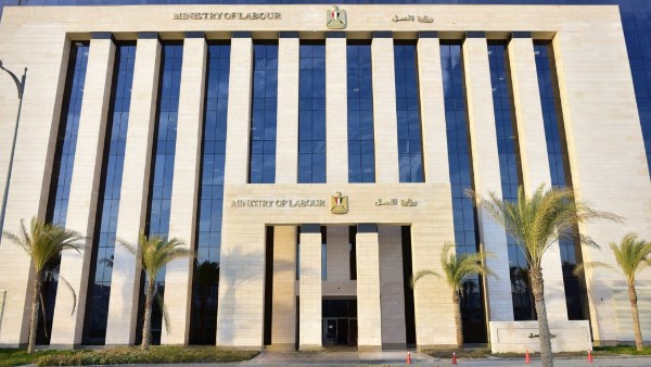ندوات توعوية جديدة من الأوقاف والمركز القومي للبحوث حول تأثير مواقع التواصل الاجتماعي ندوات توعوية جديدة من الأوقاف والمركز القومي للبحوث حول تأثير مواقع التواصل الاجتماعي
