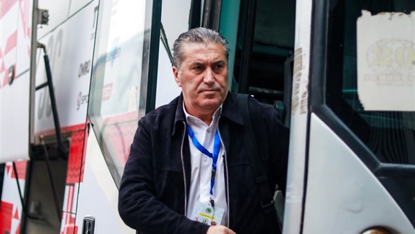تعليق مثير لمدرب الزمالك بعد الخروج من الكونفدرالية تعليق مثير لمدرب الزمالك بعد الخروج من الكونفدرالية