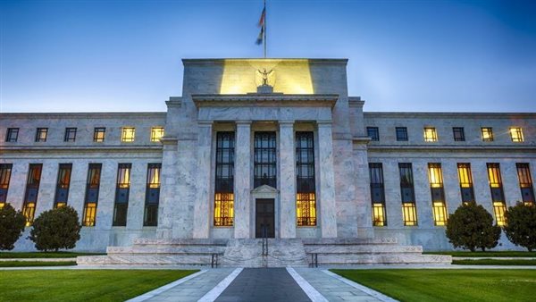 تقارير: بنك الاحتياطي الفيدرالي الأمريكي يواجه وضعًا صعبًا في ظل ارتفاع الأسعار وتباطؤ التوظيف تقارير: بنك الاحتياطي الفيدرالي الأمريكي يواجه وضعًا صعبًا في ظل ارتفاع الأسعار وتباطؤ التوظيف