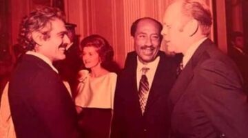 في ذكرى ميلاده.. سر اتصال عمر الشريف برئيس وزراء إسرائيل من بارس