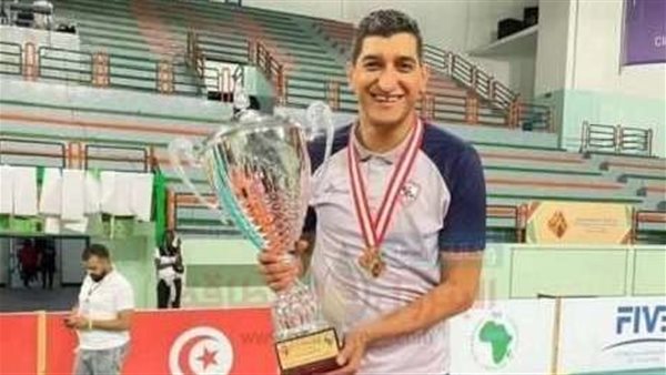 إكرامي هيكل: لاعبات الزمالك قدّمن أداءً بطوليًا أمام بطل كينيا إكرامي هيكل: لاعبات الزمالك قدّمن أداءً بطوليًا أمام بطل كينيا