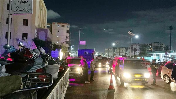 مدير أمن بورسعيد يقود حملة أمنية مكبرة لضبط الخارجين عن القانون| صور وفيديو مدير أمن بورسعيد يقود حملة أمنية مكبرة لضبط الخارجين عن القانون| صور وفيديو