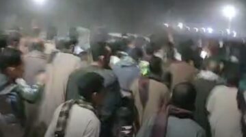جنازة مهيبة بسوهاج .. تشييع جثامين الأشقاء الثلاثة ضحايا بالوعة العاشر من رمضان