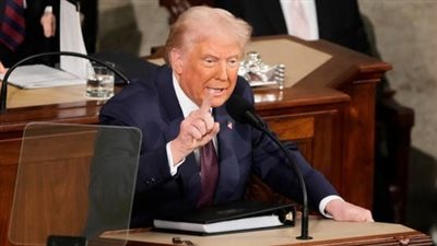 ترامب يلوح بالخيار العسكري ضد إيران: إذا لزم الأمر… سنتدخل ترامب يلوح بالخيار العسكري ضد إيران: إذا لزم الأمر… سنتدخل