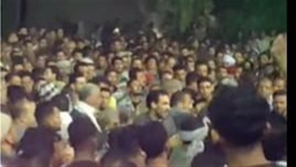 “ماتوا في الشرقية وادفنوا بسوهاج”.. تشييع جثامين 3 أشقاء ضحايا الصرف الصحي “ماتوا في الشرقية وادفنوا بسوهاج”.. تشييع جثامين 3 أشقاء ضحايا الصرف الصحي