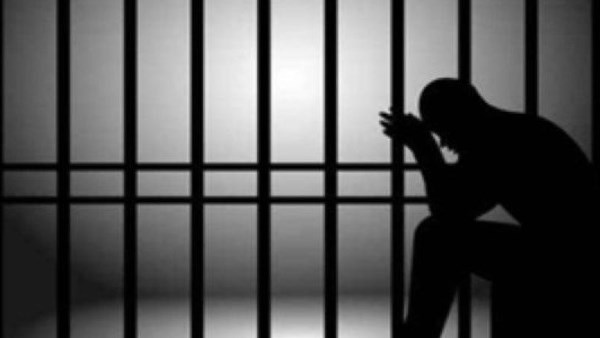 الحبس 5 سنوات وغرامة 30 ألف جنيه عقوبة غش الأغذية طبقا للقانون الحبس 5 سنوات وغرامة 30 ألف جنيه عقوبة غش الأغذية طبقا للقانون