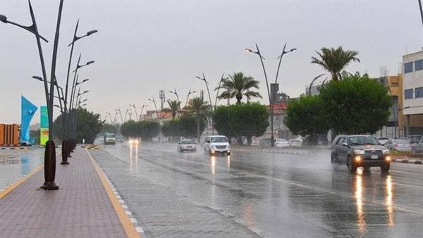 درجات الحرارة وحالة الطقس في السعودية.. أمطار رعدية ومكة المكرمة تسجل 39