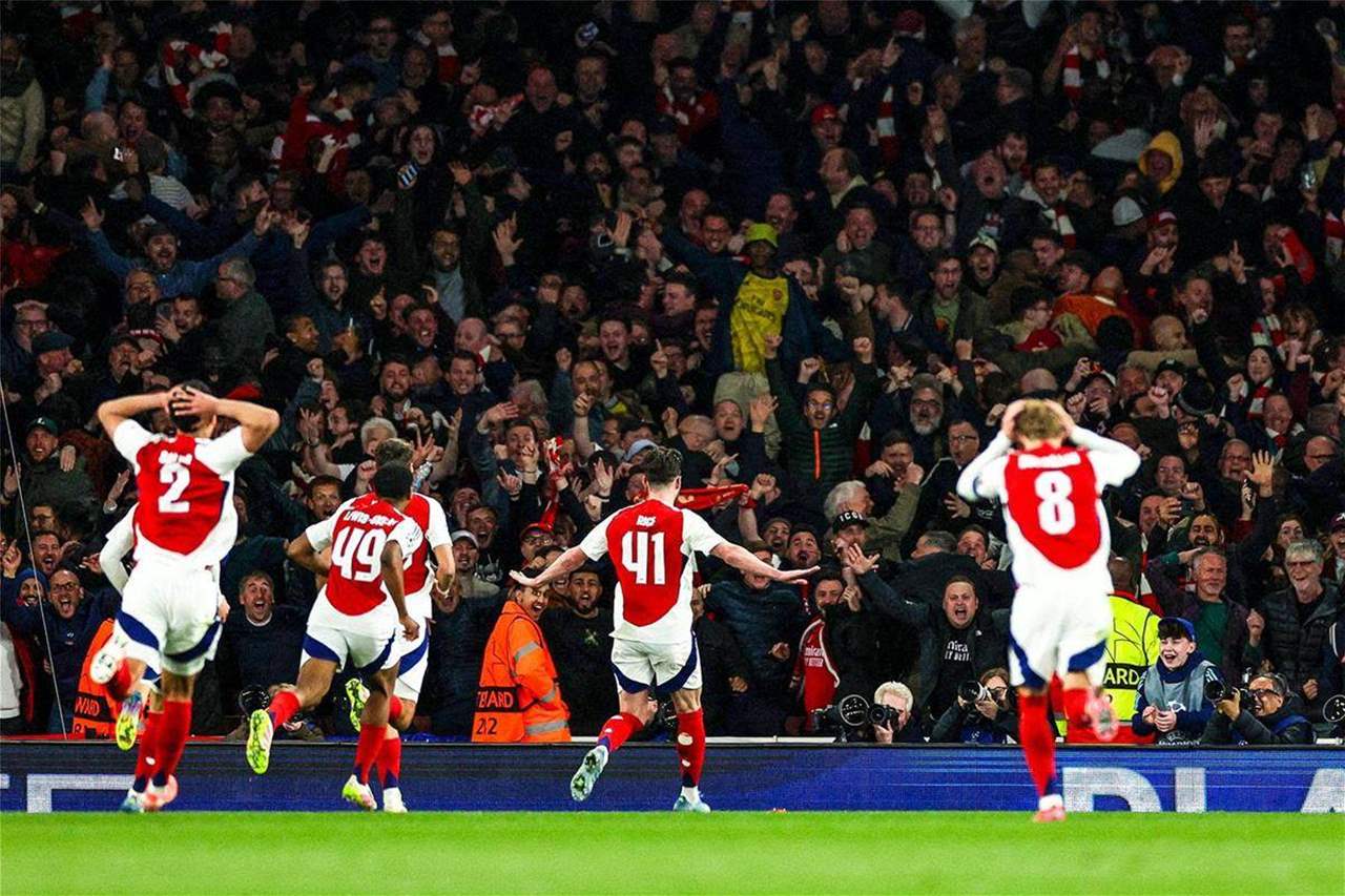 بعد الهزيمة المُذلّة .. فيديو من ريال مدريد يتحدّى أرسنال بعد الهزيمة المُذلّة .. فيديو من ريال مدريد يتحدّى أرسنال