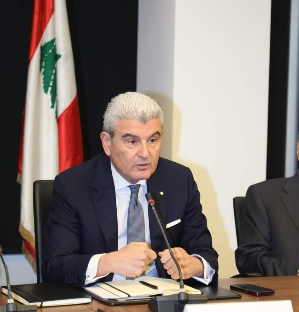 "ليعترف حزب الله بالوقائع الجديدة".. تصريح لوزير الصناعة "ليعترف حزب الله بالوقائع الجديدة".. تصريح لوزير الصناعة
