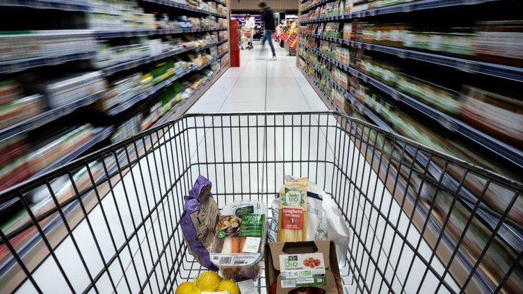 المركزي للتعبئة العامة والإحصاء: ارتفاع معدل التضخم 1.5% لشهر مارس 2025 المركزي للتعبئة العامة والإحصاء: ارتفاع معدل التضخم 1.5% لشهر مارس 2025