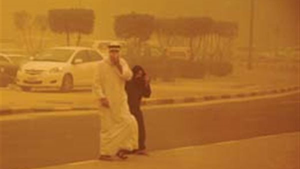 عاصفة رملية وأمطار متفرقة.. تحذيرات من طقس الكويت اليوم عاصفة رملية وأمطار متفرقة.. تحذيرات من طقس الكويت اليوم