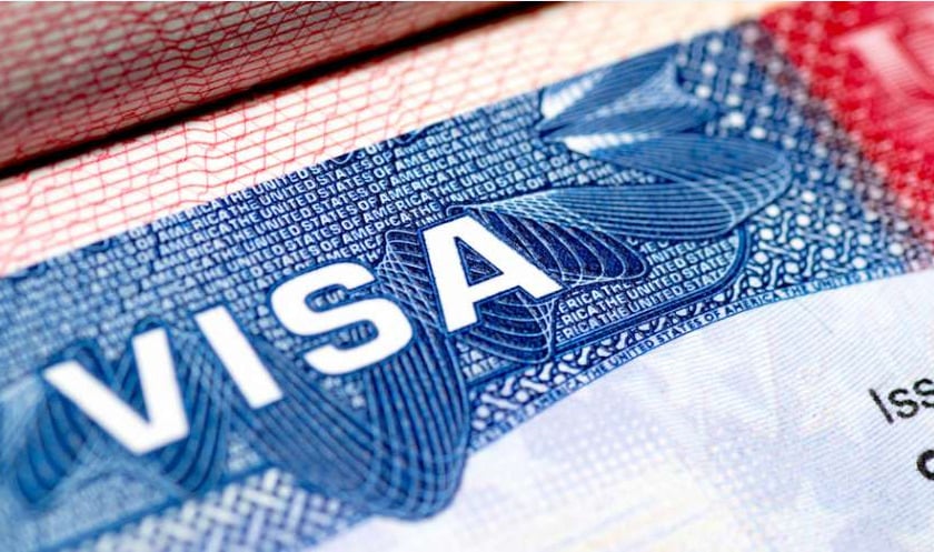 واشنطن تعلن بدء تطبيق إجراءات تشمل فحص حسابات طالبي التأشيرات على منصات التواصل واشنطن تعلن بدء تطبيق إجراءات تشمل فحص حسابات طالبي التأشيرات على منصات التواصل