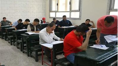 لطلاب الثانوية العامة 2025.. عدد أسئلة مادتى الأحياء والجيولوجيا وتوزيع الدرجات