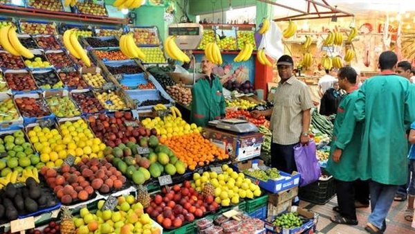 ارتفاع ملحوظ في أسعار السلع الغذائية الأساسية خلال أبريل.. والفواكه تتصدر بـ 23.6% ارتفاع ملحوظ في أسعار السلع الغذائية الأساسية خلال أبريل.. والفواكه تتصدر بـ 23.6%