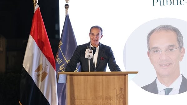 وزير الاتصالات: تكلفة مبادرة الرواد الرقميون في السنة الأولى 3 مليارات جنيه وزير الاتصالات: تكلفة مبادرة الرواد الرقميون في السنة الأولى 3 مليارات جنيه
