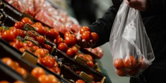 التضخم في مصر يعود للارتفاع مسجلا 13.6% خلال مارس الماضي التضخم في مصر يعود للارتفاع مسجلا 13.6% خلال مارس الماضي