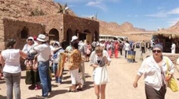 لزيارة مقدساتها الدينية.. سانت كاترين تستقبل 402 سائح من مختلف الجنسيات