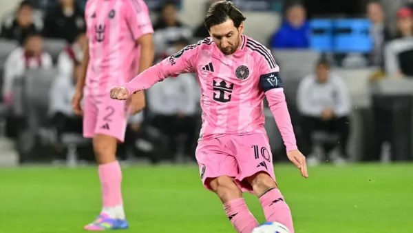 منافس الأهلي.. ميسي يقود إنتر ميامي إلى نصف أبطال الكونكاكاف منافس الأهلي.. ميسي يقود إنتر ميامي إلى نصف أبطال الكونكاكاف