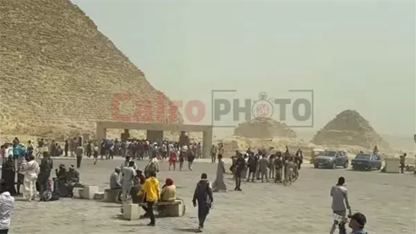 يعمل على تسهيل الزيارات.. بدء التشغيل التجريبي لمدخل الأهرامات بطريق الفيوم|بث مباشر يعمل على تسهيل الزيارات.. بدء التشغيل التجريبي لمدخل الأهرامات بطريق الفيوم|بث مباشر