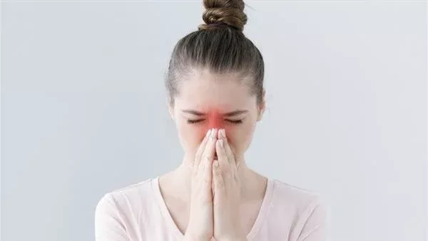 بالفيديو.. 3 نصائح مهمة لمرضى الحساسية والجيوب الأنفية للتعامل مع التقلبات الجوية بالفيديو.. 3 نصائح مهمة لمرضى الحساسية والجيوب الأنفية للتعامل مع التقلبات الجوية