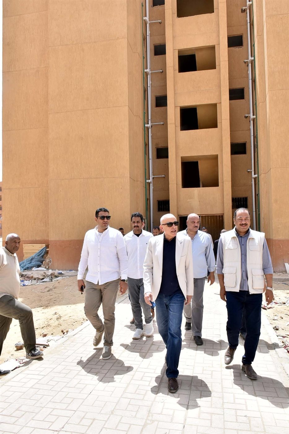 محافظ الأقصر وافتتاح مشروعات بالطود 