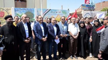 رئيس الوزراء يتفقد مستشفى منفلوط المركزي