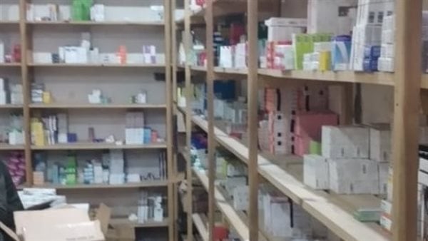 القبض على المتهم بسرقة هاتف محمول من داخل صيدلية بالغربية القبض على المتهم بسرقة هاتف محمول من داخل صيدلية بالغربية
