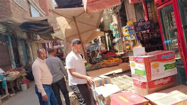 تحرير 347 مخالفة.. حملات مكثفة لرفع الإشغالات ومتابعة رخص المحال العامة بمراكز المنيا تحرير 347 مخالفة.. حملات مكثفة لرفع الإشغالات ومتابعة رخص المحال العامة بمراكز المنيا