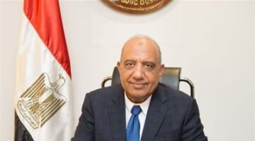 وزير الكهرباء : العدادات مسبقة الدفع تحل محل القديمة في الكنائس