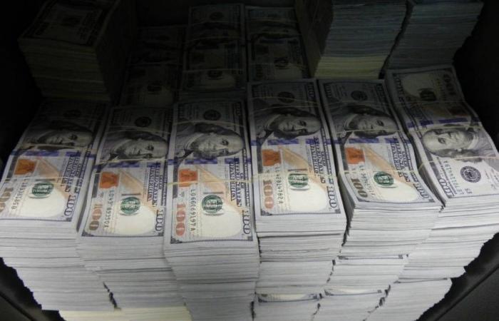 499 مليارديراً يخسرون.. من هو الثري الوحيد الرابح من الرسوم الجمركية؟ 499 مليارديراً يخسرون.. من هو الثري الوحيد الرابح من الرسوم الجمركية؟