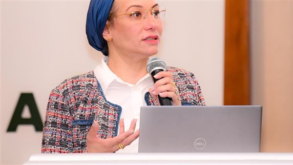 وزارة البيئة تطلق الفيلم الوثائقي الترويجي لمحميات جزر البحر الأحمر وزارة البيئة تطلق الفيلم الوثائقي الترويجي لمحميات جزر البحر الأحمر