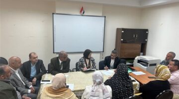 مدير تعليم مطروح تجتمع مع إدارات التعليم الفني لبحث تحديات منظومة العمل