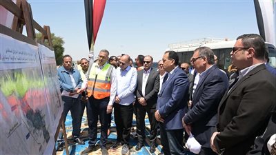 رئيس الوزراء يتفقد أعمال مشروع ازدواج طريق أسيوط/ ديروط الزراعي رئيس الوزراء يتفقد أعمال مشروع ازدواج طريق أسيوط/ ديروط الزراعي