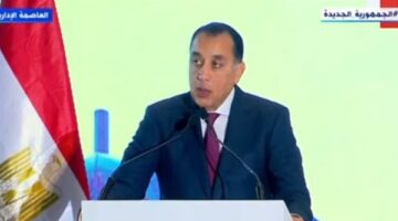 رئيس الوزراء يتفقد مدرسة أحمد ضيف الله الدولية للتكنولوجيا التطبيقية بأسيوط