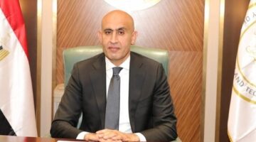 دعوى قضائية لعزل وزير التربية والتعليم لافتقاره للخبرة العلمية والعملية وإثارته للقلق بقرارات متخبطة