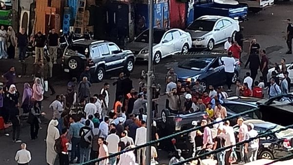 مصرع شخص سقط بسيارته من أعلى محور المشير بمدينة نصر مصرع شخص سقط بسيارته من أعلى محور المشير بمدينة نصر