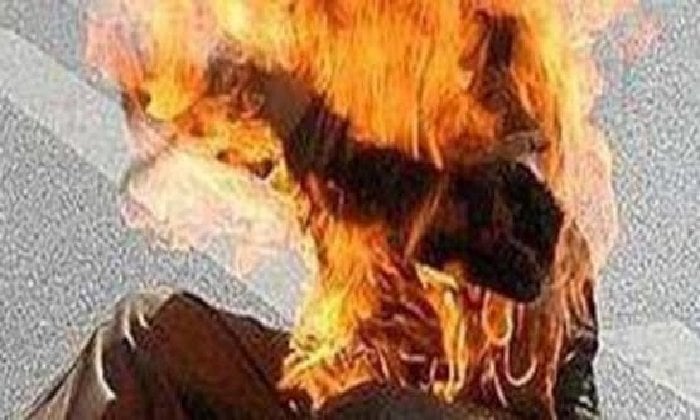 حريق محل بسبب الألعاب النارية بأكتوبر حريق محل بسبب الألعاب النارية بأكتوبر
