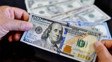 الدولار يواصل تراجعه أمام اليورو ويخسر 2% بضغط من الرسوم الجمركية
